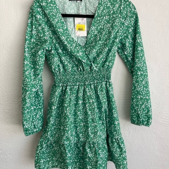 SIMPL FLAVOR Green Floral Bshp-Slv Surp Dress, Sz S - Picture 1 of 8